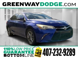 Used 2016 Toyota Camry SE image 1