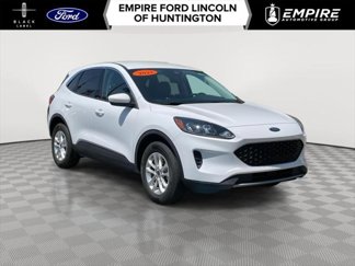 Used 2021 Ford Escape SE w/ Cold Weather Package image 1