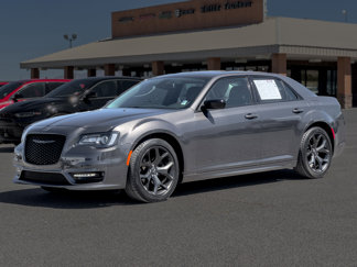 Used 2020 Chrysler 300 Touring L w/ Quick Order Package 2EF image 1