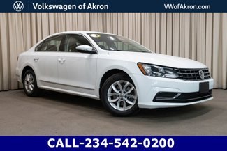 Used 2017 Volkswagen Passat 1.8T S image 1