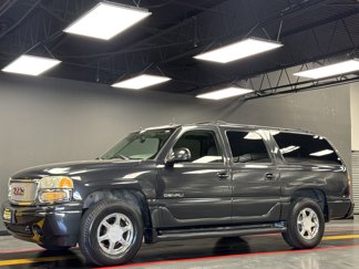 Used 2004 GMC Yukon XL Denali image 1