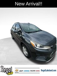 Used 2017 Chevrolet Trax LT w/ LT Convenience Package image 1