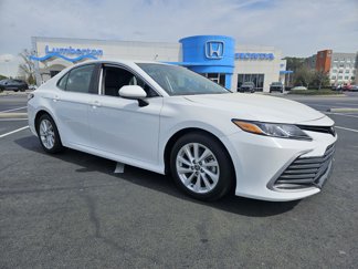 Used 2023 Toyota Camry LE image 1