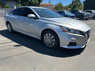 Used 2019 Nissan Altima 2.5 S image 1
