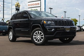 Used 2022 Jeep Grand Cherokee Laredo E image 1