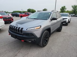 Used 2016 Jeep Cherokee Trailhawk image 1