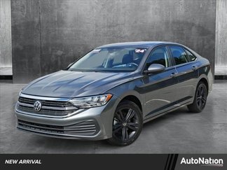 Certified 2024 Volkswagen Jetta SE w/ Black Wheel Package image 1