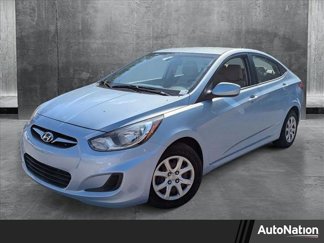 Used 2012 Hyundai Accent GLS image 1