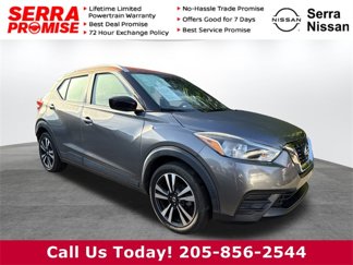 Used 2019 Nissan Kicks SV image 1