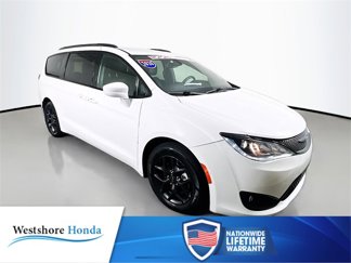 Used 2020 Chrysler Pacifica Touring-L w/ S Appearance Package image 1