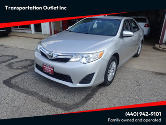 Used 2014 Toyota Camry LE image 1