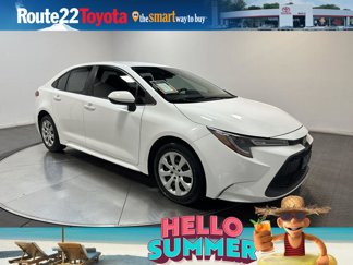 Used 2020 Toyota Corolla LE image 1