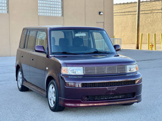 Used 2005 Scion xB image 1