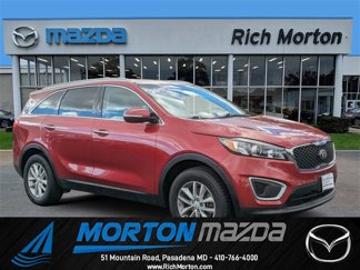 Used 2017 Kia Sorento LX image 1