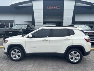 Used 2018 Jeep Compass Latitude w/ Popular Equipment Group image 1