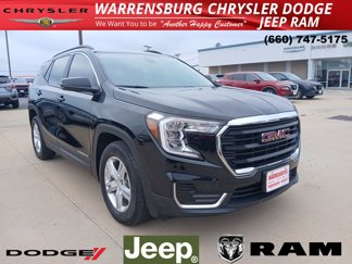 Used 2024 GMC Terrain SLE w/ Driver Convenience Package image 1