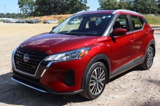 Used 2022 Nissan Kicks SV image 1