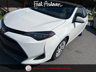 Used 2019 Toyota Corolla LE image 1