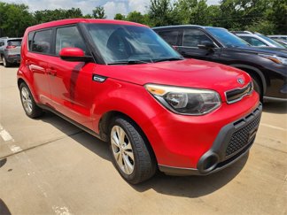 Used 2015 Kia Soul + image 1