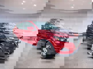 Used 2020 Nissan Rogue Sport S image 1