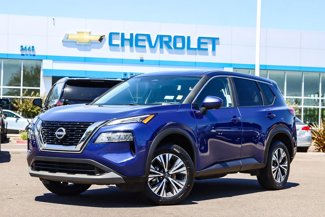 Used 2023 Nissan Rogue SV image 1