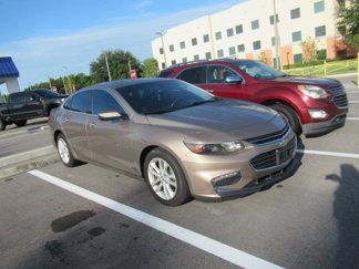 Used 2018 Chevrolet Malibu LT image 1