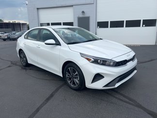 Used 2024 Kia Forte LXS image 1