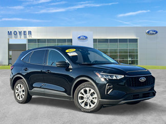 Certified 2023 Ford Escape Active w/ Cold Weather Package image 1