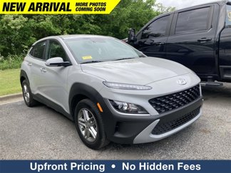 Used 2023 Hyundai Kona SE image 1