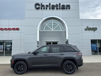New 2025 Jeep Grand Cherokee Altitude image 1