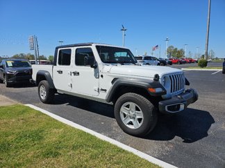 Used 2023 Jeep Gladiator Sport image 1