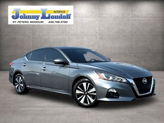 Used 2022 Nissan Altima 2.5 SL image 1