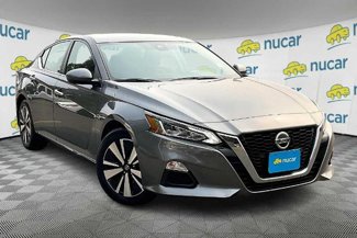Certified 2022 Nissan Altima 2.5 SV image 1