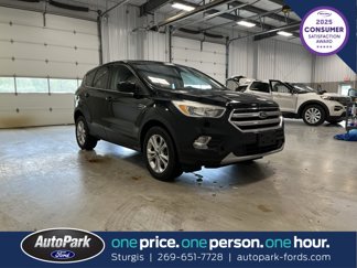 Used 2017 Ford Escape SE image 1
