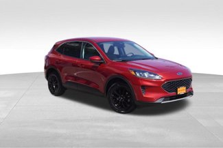 Used 2021 Ford Escape SE image 1