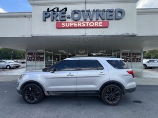 Used 2017 Ford Explorer XLT w/ Equipment Group 202A image 1
