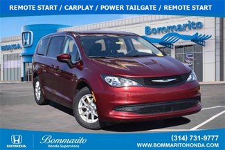 Used 2023 Chrysler Voyager LX image 1