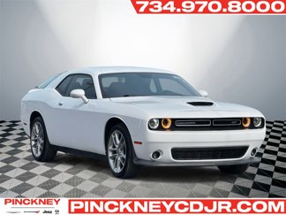 Used 2022 Dodge Challenger GT image 1