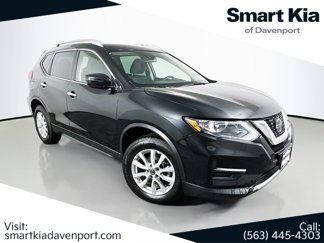 Used 2020 Nissan Rogue SV image 1