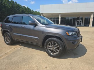 Used 2017 Jeep Grand Cherokee Laredo 75th Anniversary image 1