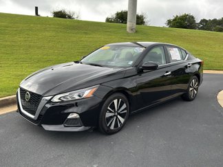 Used 2022 Nissan Altima 2.5 SV image 1