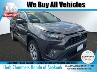 Used 2019 Toyota RAV4 LE image 1