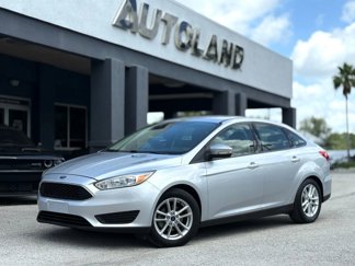 Used 2016 Ford Focus SE w/ SE Cold Weather Package image 1