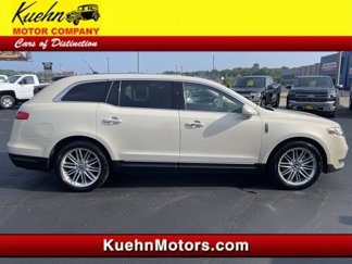 Used 2015 Lincoln MKT AWD w/ Equipment Group 201A image 1
