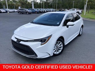 Certified 2021 Toyota Corolla XLE image 1