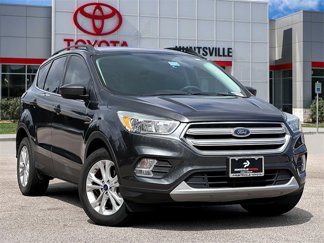 Used 2018 Ford Escape SE w/ SE Sync 3 Package image 1