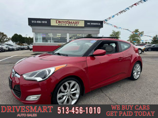 Used 2013 Hyundai Veloster w/ Style Pkg image 1