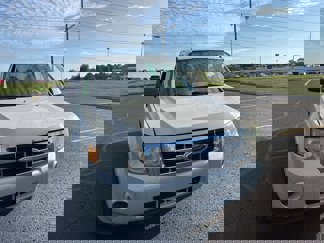 Used 2009 Ford Escape XLS image 1