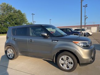 Used 2015 Kia Soul image 1