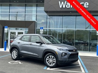 Used 2022 Chevrolet TrailBlazer LS image 1